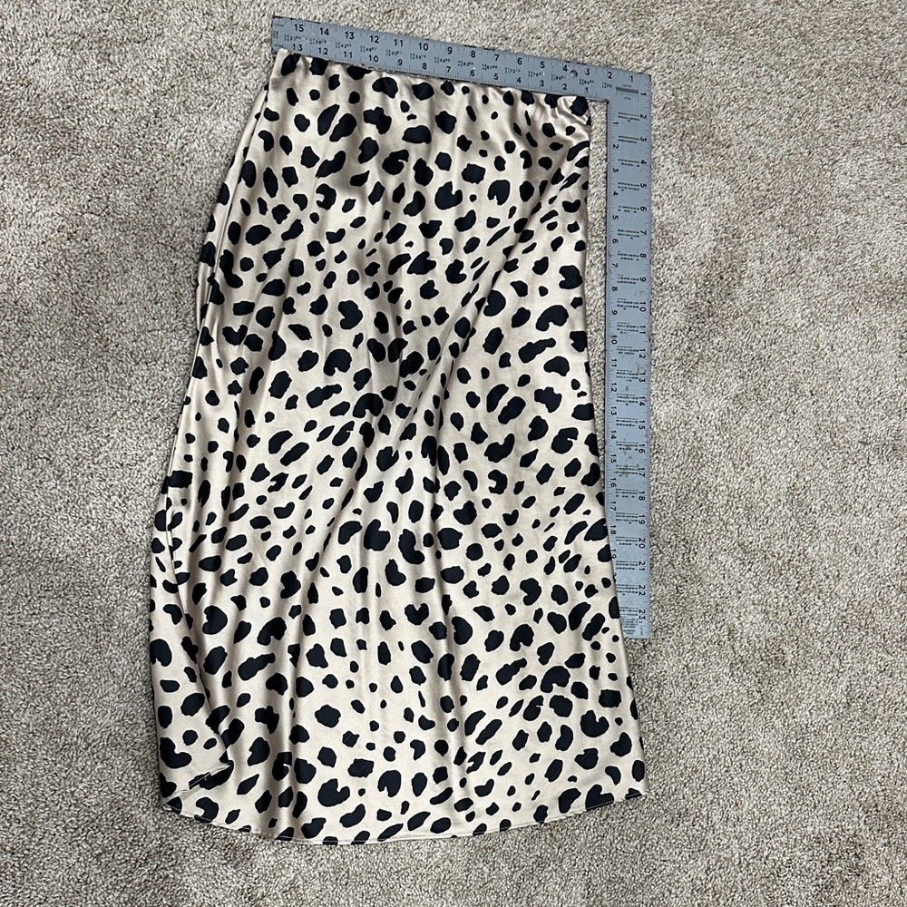 Chic Animal Print Pencil Skirt